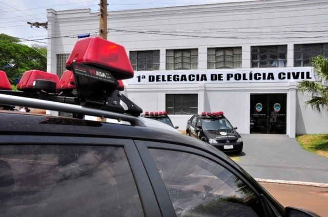 "Preciso ir para casa amamentar minha filha", diz garota que matou bebê sufocada Delegacia de Nova Andradina. Foto: Arquivo