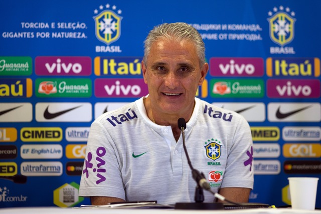 Corinthians de 2012 inspira Tite a cobrar Brasil antes da estreia Tite durante entrevista coletiva concedida no sábado - Foto: Pedro Martins/Mowa Press