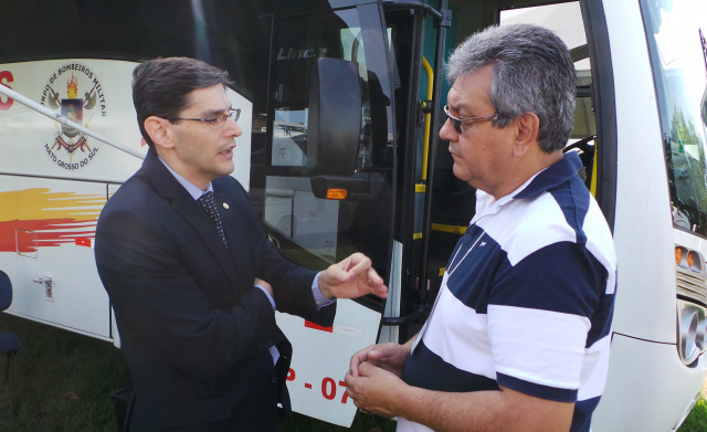 Justiça Itinerante montou “mini fórum” para atender no Arena Mix Luciano Montalli, chefe da Defensoria Pública de Mato Grosso do Sul, em entrevista ao Perfil News elogiou a iniciativa do governo ao realizar a Caravana da Saúde (Foto: Patrícia Miranda)