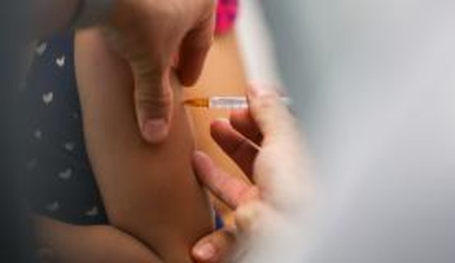 Cerca de 36 mil postos abrem neste sábado para atualizar vacinação de crianças A Campanha Nacional de Multivacinação termina no dia 22 deste mês (Marcelo Camargo/Arquivo/Agência Brasil)