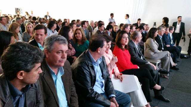Autoridades acompanham lançamento da segunda unidade da Eldorado em Três Lagoas O evento é acompanhado por autoridades de todo o Estado. (Foto: Ricardo Ojeda).
