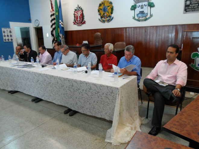 Foram debatidos vários problemas e reivindicações dos pescadores artesanais de Presidente Epitácio e região (Fotos: Nelson Roberto/Perfil News
