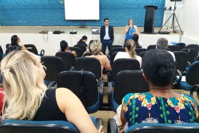 Prefeitura de Três Lagoas promove treinamento para servidores públicos sobre funcionamento do ponto eletrônico