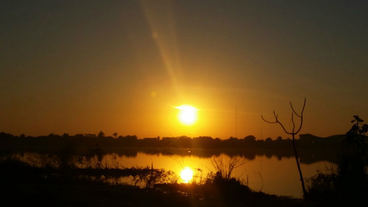 Quarta-feira inicia com céu ensolarado em Três Lagoas Céu ensolarado e sem nuvens, não há previsão de chuva para esta quarta-feira. (Foto: Ricardo Ojeda)