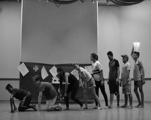 Estão abertas as Inscrições para a Escola Municipal De Teatro do Grupo de Teatro Identidade O grupo de Teatro Identidade conta com a participaçãoanual de diversas pessoas, dentre elas, acadêmicos da UFMS (Foto: Assessoria)
