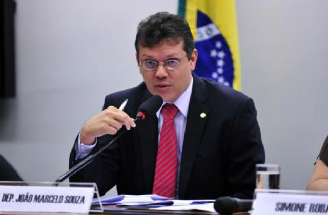 Comissão de Cultura discute redução da maioridade penal com pai de jovem assassinada João Marcelo Souza (PMDB-MA). (Foto: Divulgação)