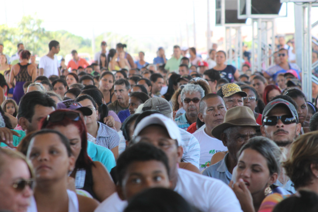 432 famílias beneficiárias compareceram até o lançamento do residencial, nesta segunda-feira (07). (Foto: Patrícia Miranda)