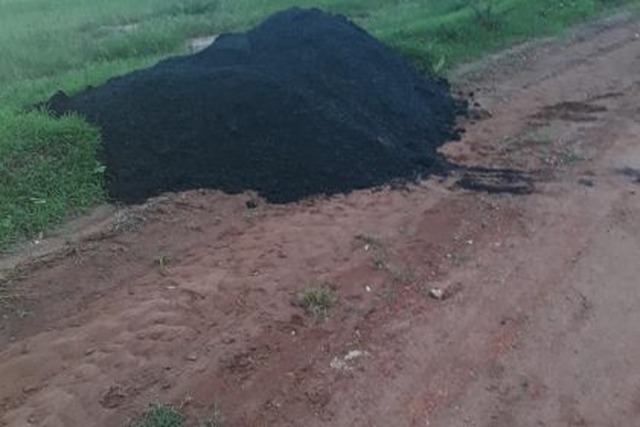 Massa asfáltica encontrada abandonada não é da Prefeitura de Três Lagoas