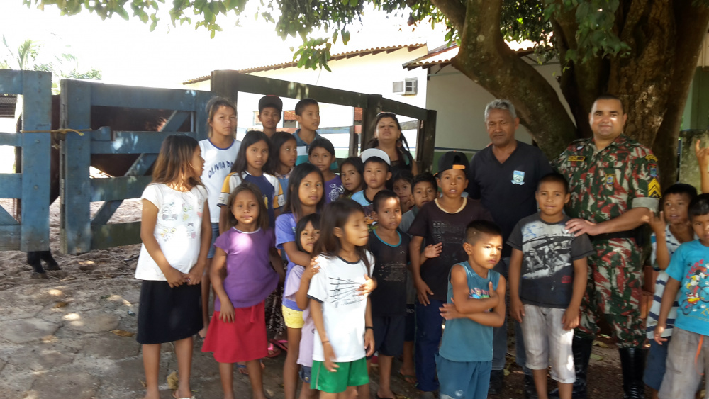 PMA realiza Educação Ambiental para 80 crianças indígenas Guarani-Kaiowá e Bororo em aldeia de Dourados No período vespertino, dentro de programação de Educação Ambiental continuada durante este mês de março, com a Guarda Mirim de Dourados, foram atendidos 95 adolescentes, envolvendo especialmente a questão dos resíduos sólidos.