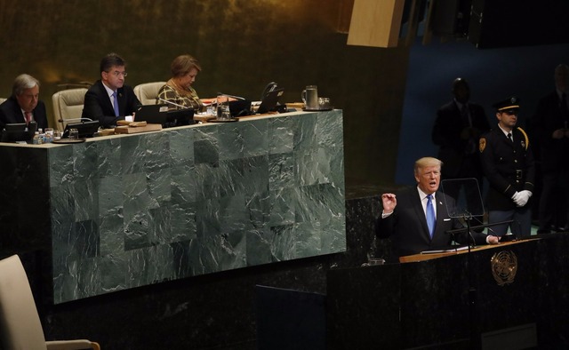 Na ONU, Trump diz que vai destruir Coreia do Norte se 'não tiver escolha' Donald Trump discursa durante 72ª Assembleia Geral das Nações Unidas (Foto: Shannon Stapleton/Reuters)