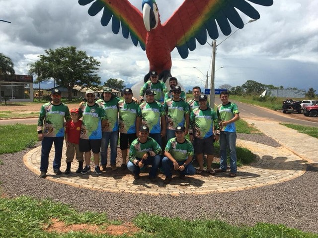 "Fazer o bem, porque o bem vem". Comitiva sai de Três Lagoas para ajudar pessoas do MS ao Amazonas Comitiva saiu de Três Lagoas na sexta-feira. Foto: Divulgação
