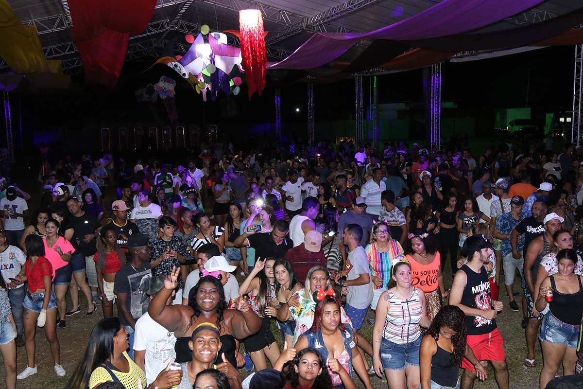 Carna Três Folia atrai mais de 2 mil pessoas no sábado Povo se divertiu no Carna Três. Foto: Divulgação