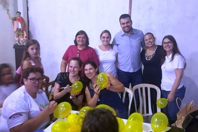Saúde promove panfletagem de orientações e prevenção ao suicídio É a Campanha “Setembro Amarelo”, com a participação das equipes do CAPS AD, CAPS II, Promoção à Saúde e DANTS. (FOTO: SECOM TRÊS LAGOAS)