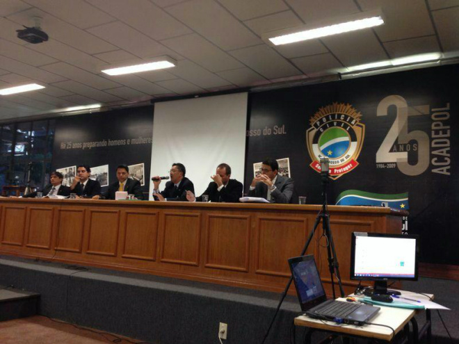 Os testes orais estão sendo aplicados de ontem (03) até dia 05 de dezembro de 2013 na Academia de Polícia Civil de Mato Grosso do Sul (ACADEPOL)(Foto: Policia Civil)