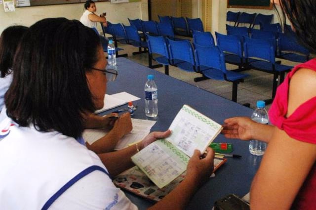 Pais ou responsáveis têm mais um dia para atualizar Cadernetas de Vacinação É importante que pais ou responsáveis levem as Cadernetas de Saúde, também conhecidas como Cadernetas de Vacinação (Foto/Assessoria)
