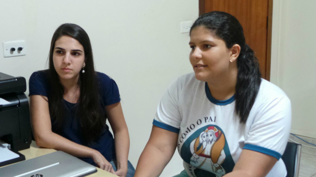 Renata Azambuja e Letícia Baladario comentaram que os jovens atores estão ensaiando há 2 meses. (Foto: Patrícia Miranda)