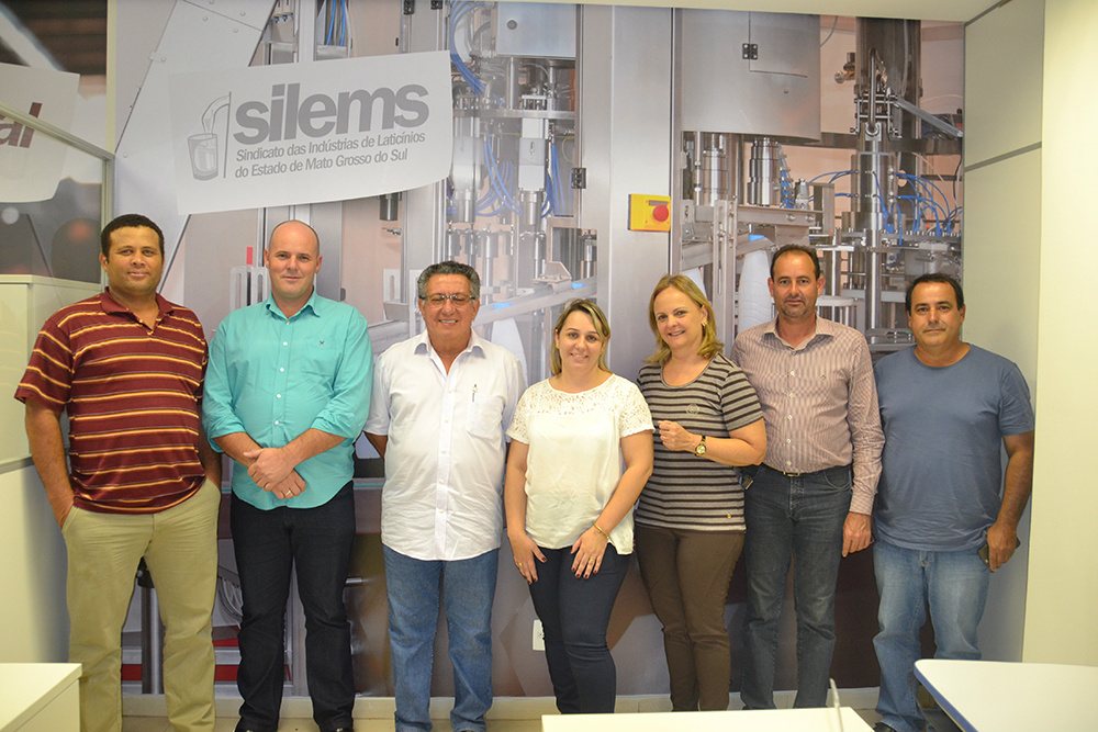 Milene Nantes é empossada presidente do Silems para o triênio 2016/19 SILEMS, Sindicato das Indústrias de Laticínios do Estado de Mato Grosso do Sul. (Foto: Assessoria)