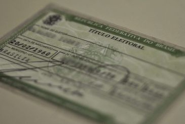 Prazo para regularização do título de eleitor vai até 6 de maio Título de eleitor - Arquivo/Marcello Casal Jr/Agência Brasil
