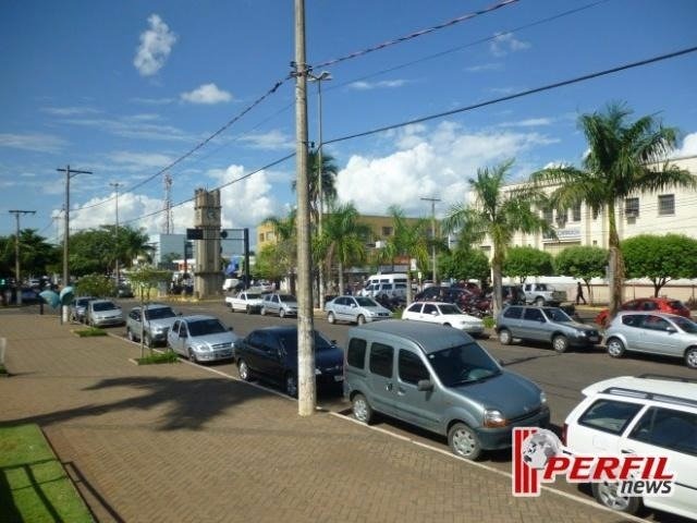 Comércio do centro abrirá às 10h30. Foto: Arquivo Perfil News