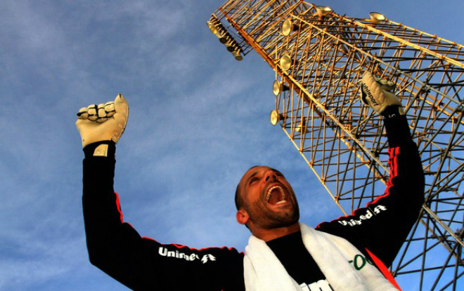 Cavalieri comemora título: goleiro foi outra vez fundamental (Foto: Nelson Perez / Flickr do Fluminense)
