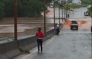 Temporal deixa Itaporã “ilhada” na manhã desta terça-feira Foto/Divulgação