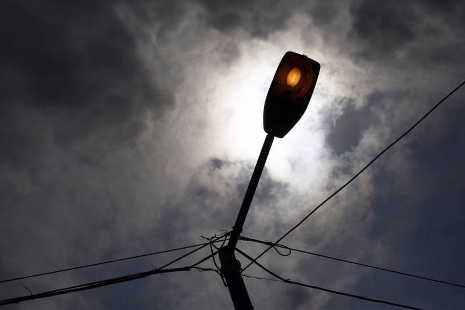 Conta de luz deve ficar mais cara em outubro Energia: