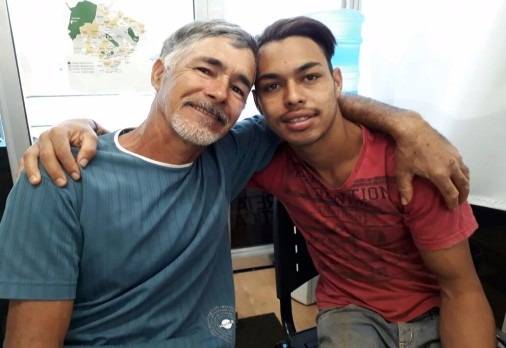 Pai reconhece filho depois de 18 anos na Carreta da Justiça em Selvíria (Divulgação).