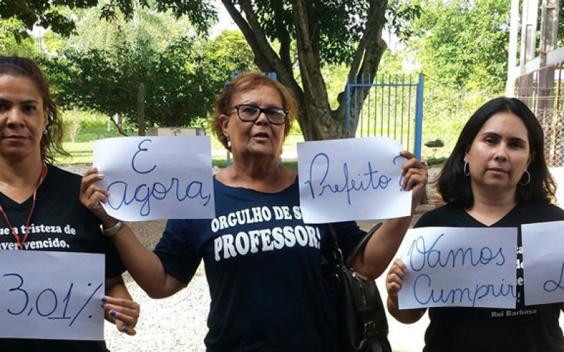 Sem cumprimento de lei, professores vão pedir que Câmara tranque pauta. (Foto: Divulgação)