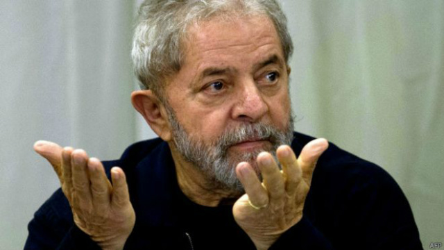 O ex-presidente Luis Inácio Lula da Silva, que prestou depoimento à Polícia Federal no último dia 4 sobre investigações do caso do tríplex no Guarujá (Foto: Divulgação) 