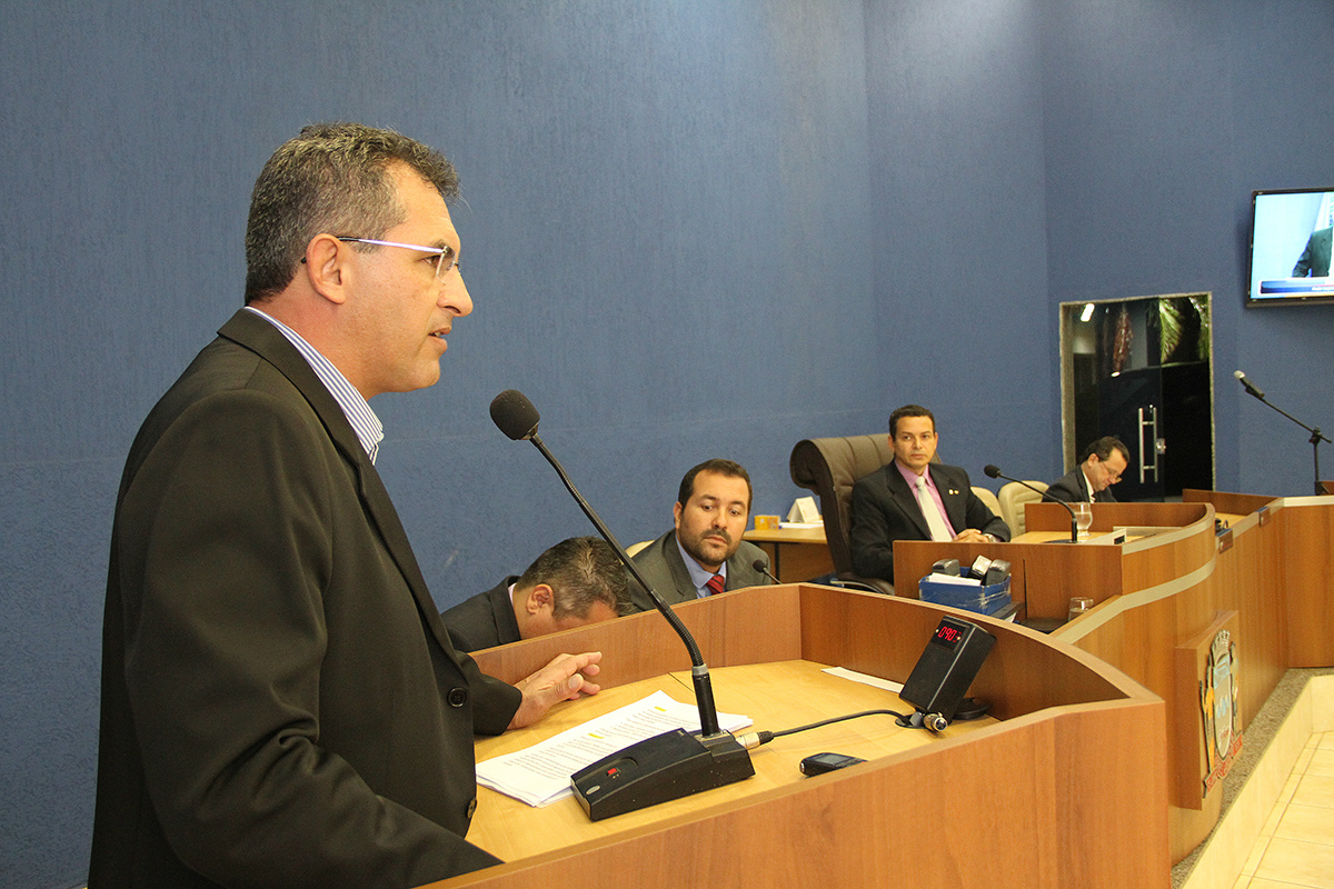 Câmara aprova reajuste para servidores municipais em 6% O gerente regional da Sanesul, Gilmar Araújo Tabone, recém-nomeado pelo governador Reinaldo Azambuja. (Foto: Assessoria)