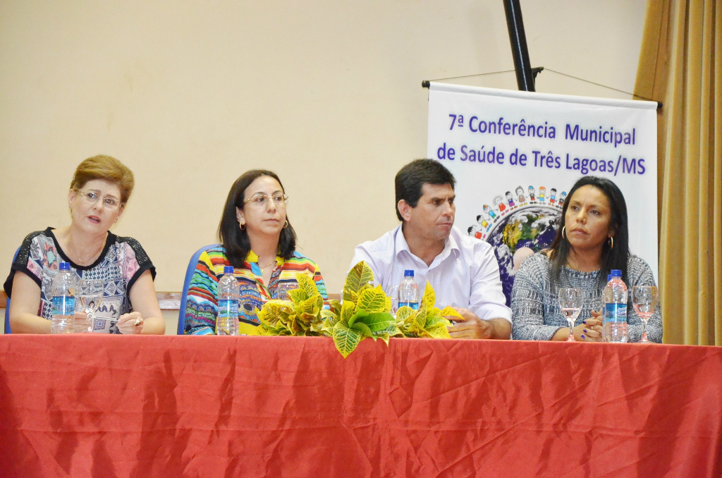 Abertura da Conferência Municipal da Saúde destaca desafios da Gestão do SUS Da esquerda para a direita; Renilda Dias, Eliane Brilhante, Edson Queiroz e a Vereadora Sirlene da Saúde. (Foto: Assessoria)