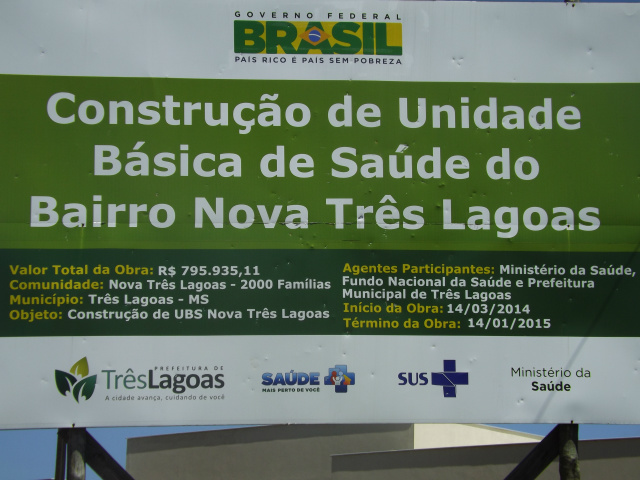  Um dos motivos da indignação dos moradores é o atraso na entrega do Posto de Saúde com previsão para março de 2015. Além de atender à comunidade evitaria os problemas do lixo e de pessoas frequentando o local abandonado a noite (Foto:Laryssa de Andrade) 