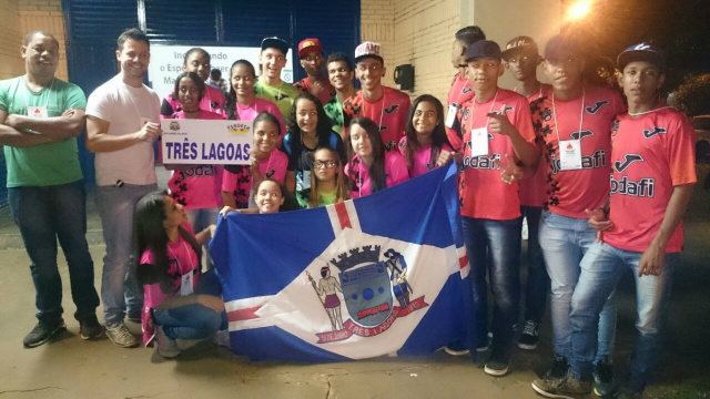 Times de futsal representam Três Lagoas nos Jogos da Juventude do Mato Grosso do Sul Os times conseguiram a classificação para a competição ao vencerem os Jogos Escolares Três-lagoenses (JETS). (Foto: Assessoria)