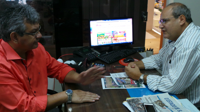 Empresário Leandro Thomé disse ao diretor do Perfil News que pretende investir em mais promoções em benefício dos clientes (Foto: Lucas Gustavo)