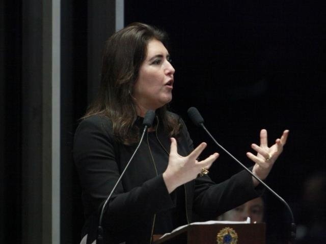 MDB desiste do nome de André Puccinelli e lançará Simone Tebet como candidata ao Governo Simone Tebet aceitou a missão de substituir Puccinelli como candidata ao governo. (Foto: Agência Senado)