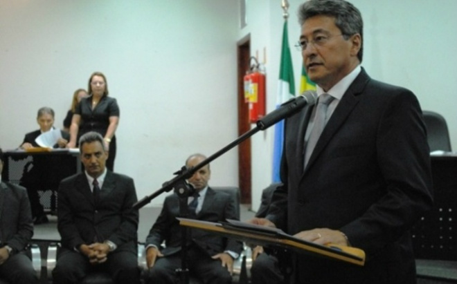 Com foco na renovação, prefeito de Nova Andradina toma posse Prefeito iniciou terceiro mandato e pretende administrar com sete pastas municipais. Foto: Ana Carla Barbosa/ Redação Nova News