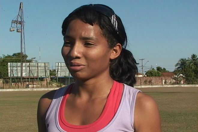 Atletas de Três Lagoas recebem incentivo para prática esportiva Silvânia Costa Oliveira é destaque quando o assunto é atletismo. Foto: Arquivo/Perfil