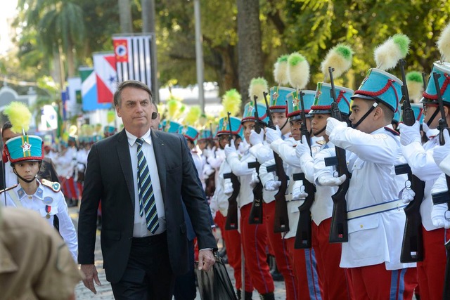 Bolsonaro diz que meta é implantar um colégio militar em cada capital Fernando Frazão/Agência Brasil